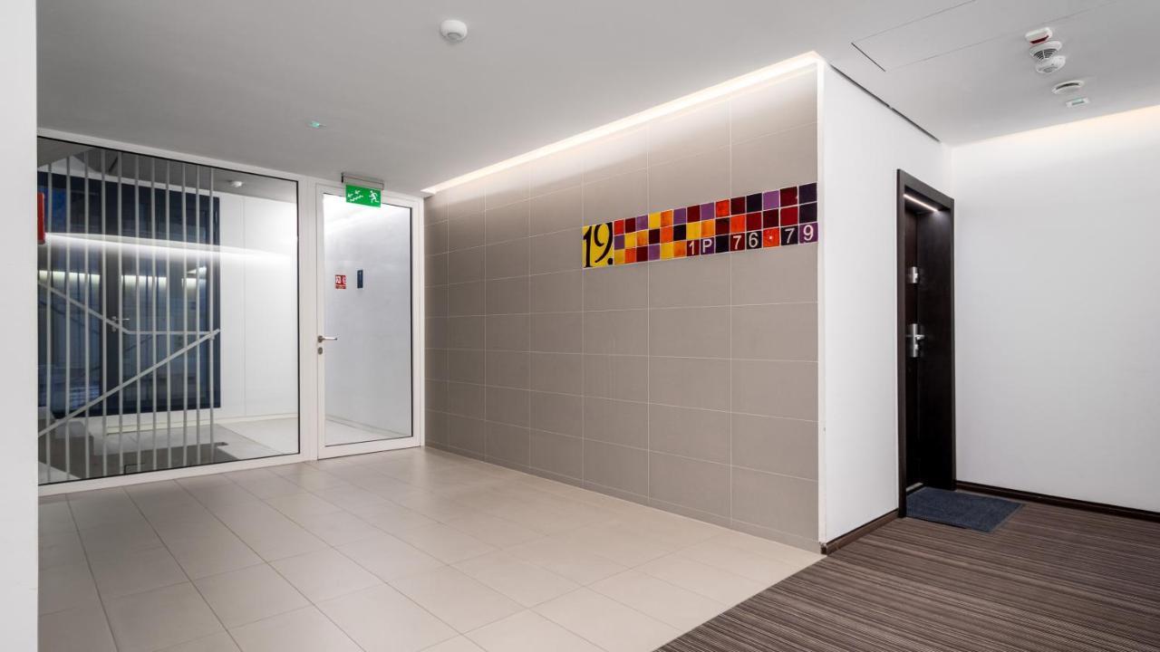 Apartamenty Sun & Snow 19 Dzielnica With Free Parking Warsaw Exterior photo