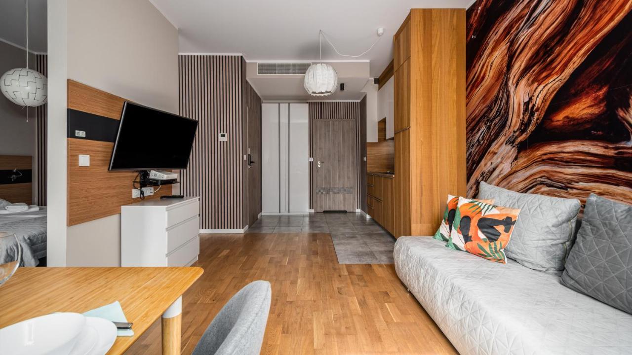 Apartamenty Sun & Snow 19 Dzielnica With Free Parking Warsaw Exterior photo