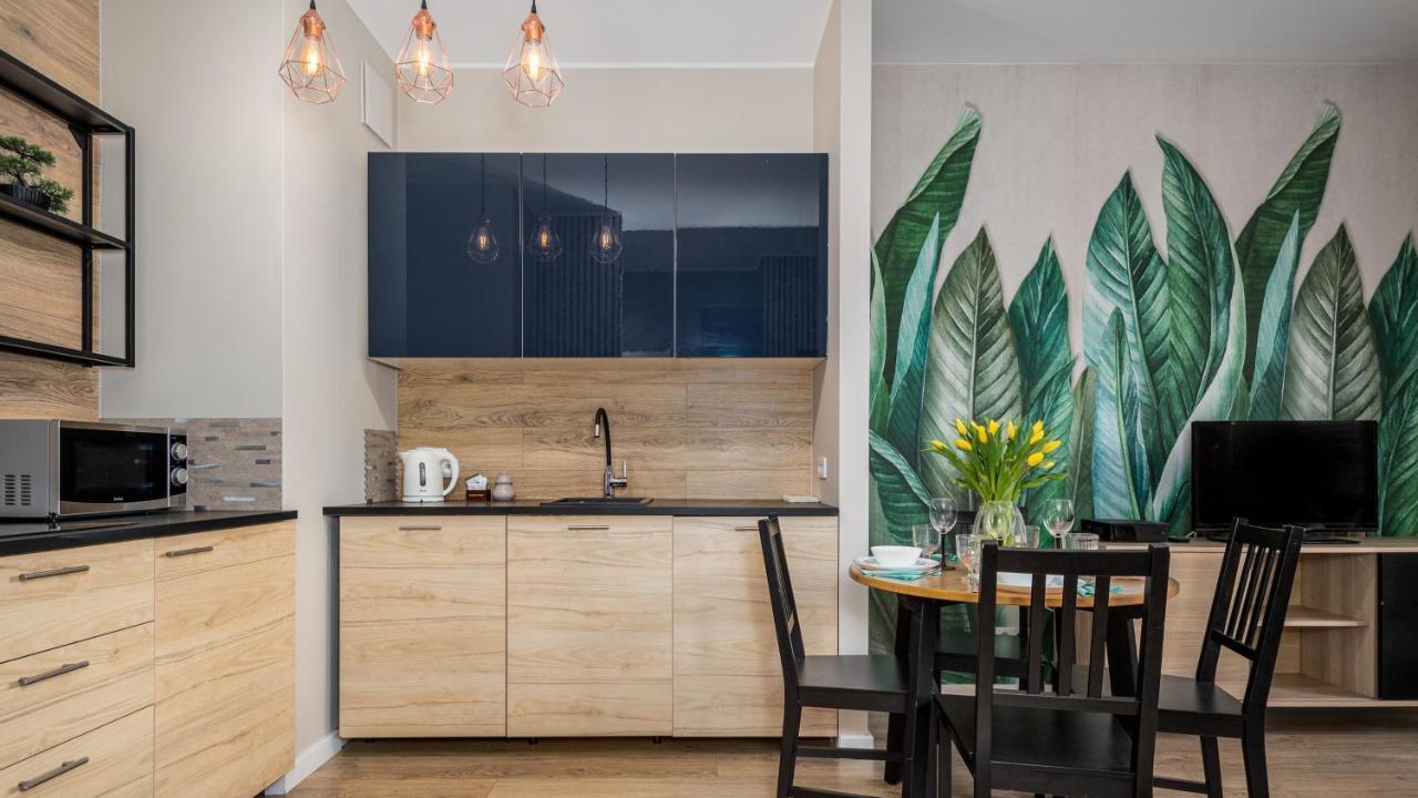Apartamenty Sun & Snow 19 Dzielnica With Free Parking Warsaw Exterior photo